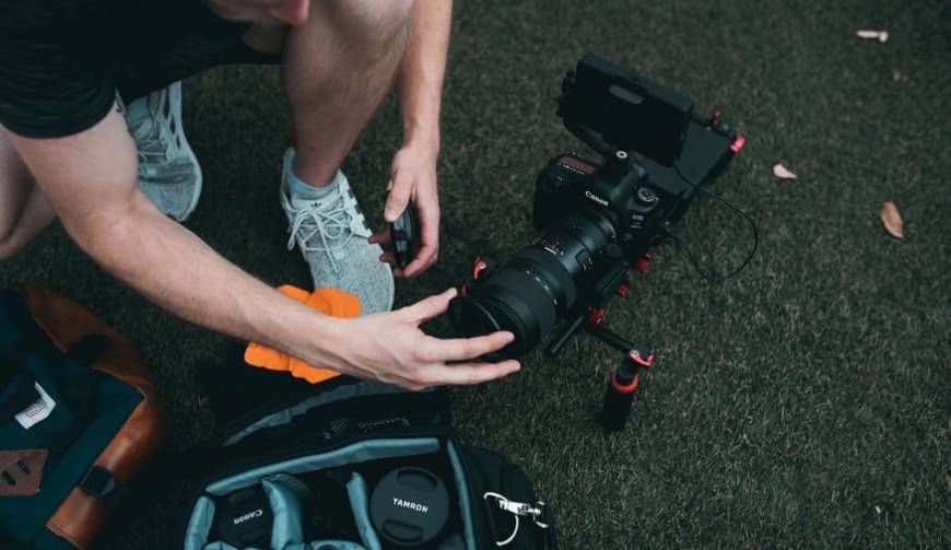 色彩心理学×动态美学，三门峡产品视频拍摄公司唤醒感官冲击力